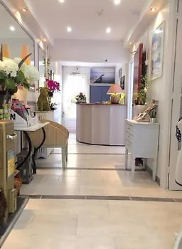 デ ダム *